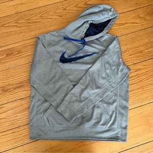 NIKE Men’s Therma-fit hoodie